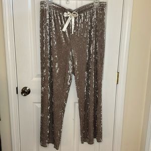 Cato Women’s Taupe Crushed Velvet Pant size 1x
